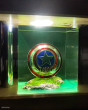 Загрузить изображение в средство просмотра галереи, Woodtoolz Captain America&#39;s Shield Epoxy Lamp
